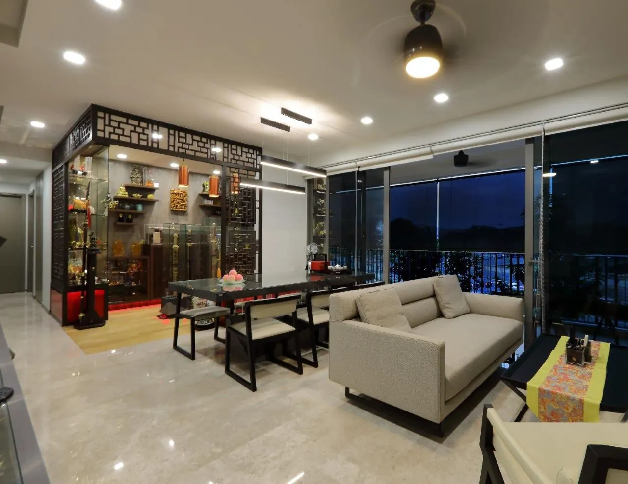 Riversound Condo living and dining with lattice display carpentry